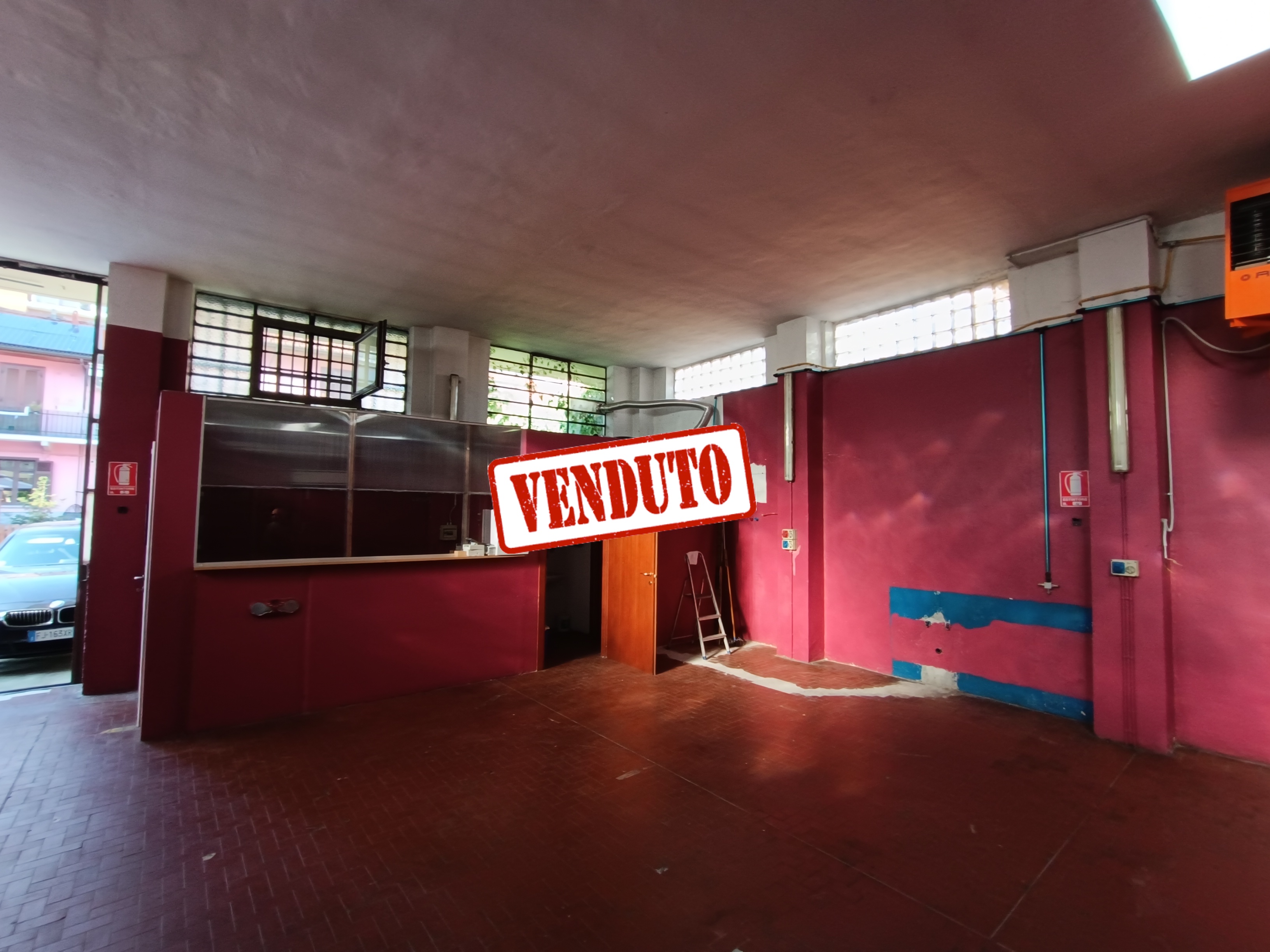 Magazzino Laboratorio Autorimessa - Vendita - Agenzie Torinesi